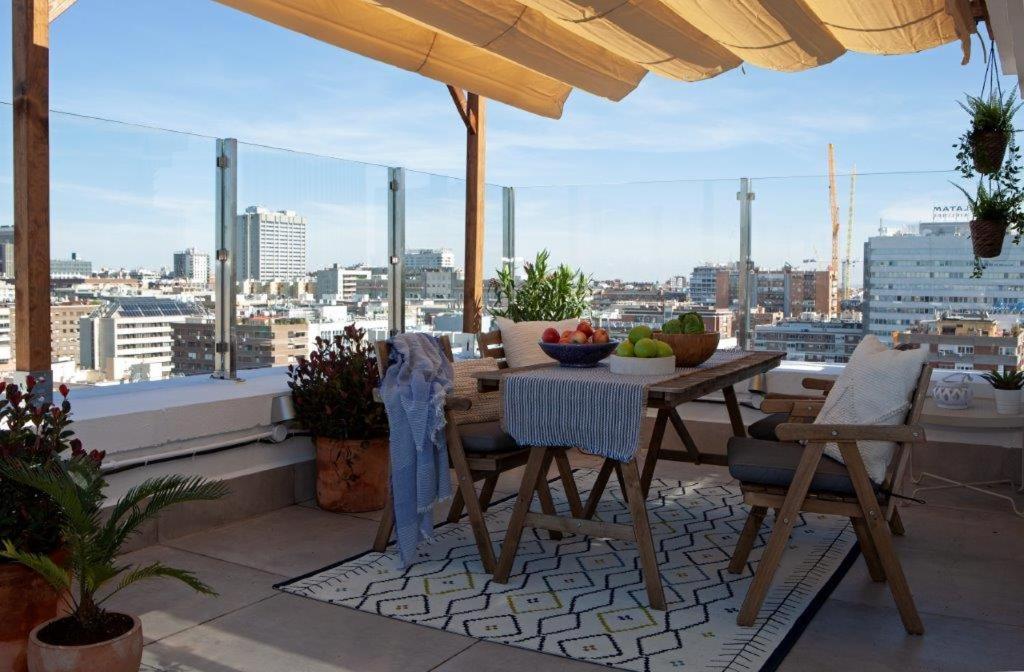 Wishome - Atico Con Espectacular Terraza En Bernabeu Madrid Bagian luar foto