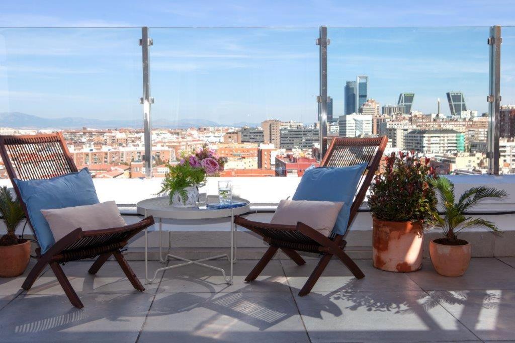 Wishome - Atico Con Espectacular Terraza En Bernabeu Madrid Bagian luar foto